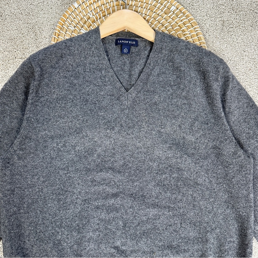 Lands’ End Men’s 100% Cashmere V-Neck Sweater Longsleeve Classic in Gray M - Picture 3 of 13